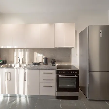 Leisure アパート Tríkala