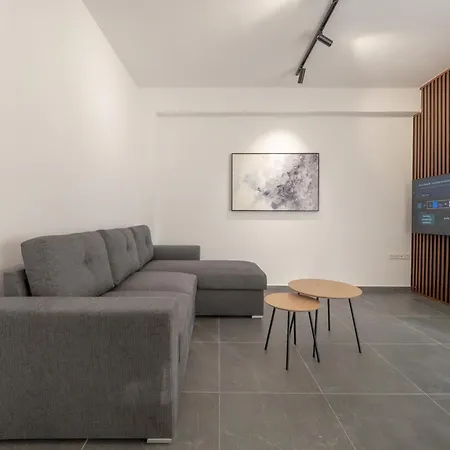 アパート Leisure Tríkala